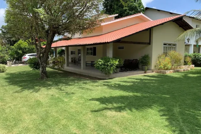 Casa de Condomínio 3 Quartos em Aldeia com 246m²